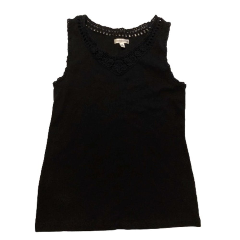 Croft & Barrow Black Ribbed and Laced Neck Tank Top